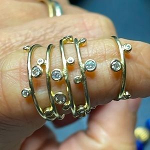 5 Kendra scott Mult fashion ring  Gold Tone